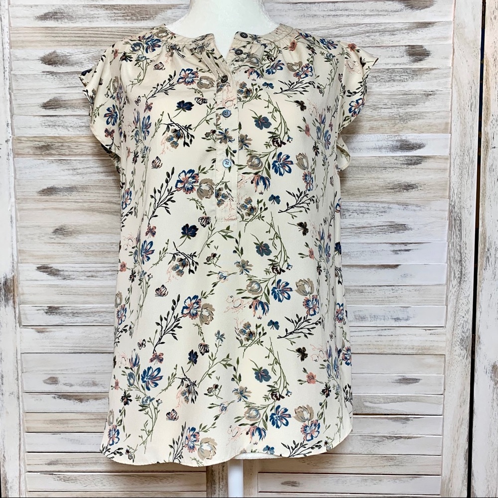Layered with Love | Floral Flutter Sleeve Blouse